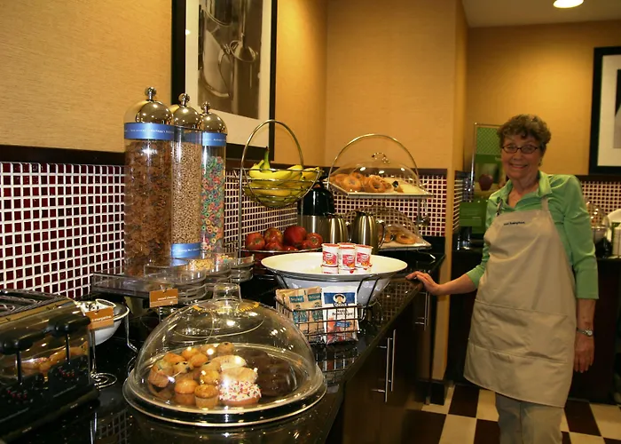 Hampton Inn & Suites Millington