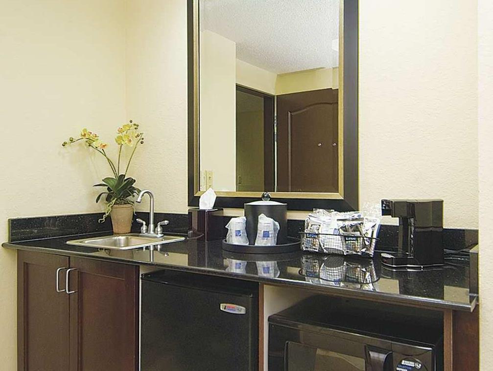 Hotel Hampton & Millington