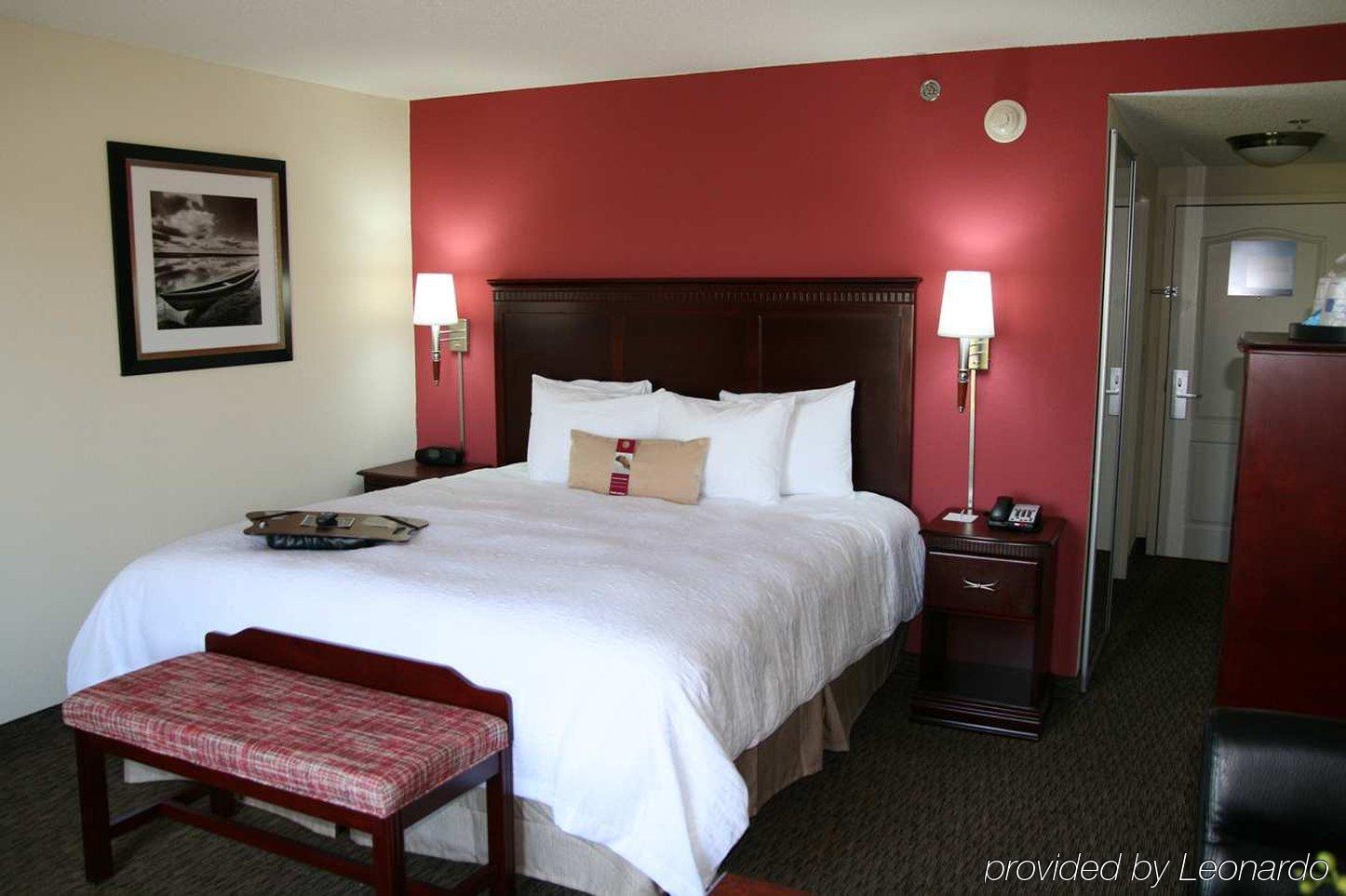 Hotel Hampton &