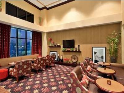 Hotel Hampton & 3*